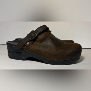Dansko Brown Oiled Women’s Clogs Size 41